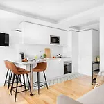 Apartament Guestready - Sleek Flat Near The Botanical Garden *