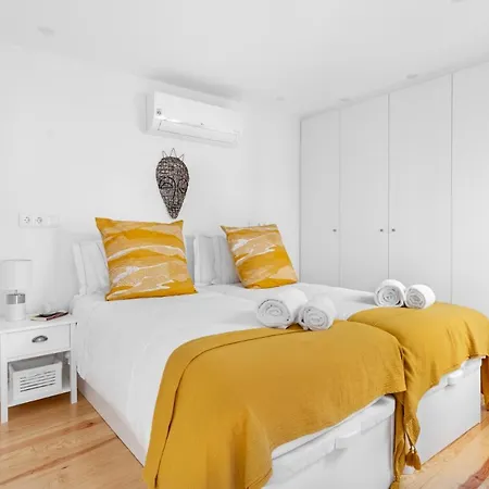 Joivy Principe Real 2br With Terrace Nearby Botanical Garden Of * Lisboa